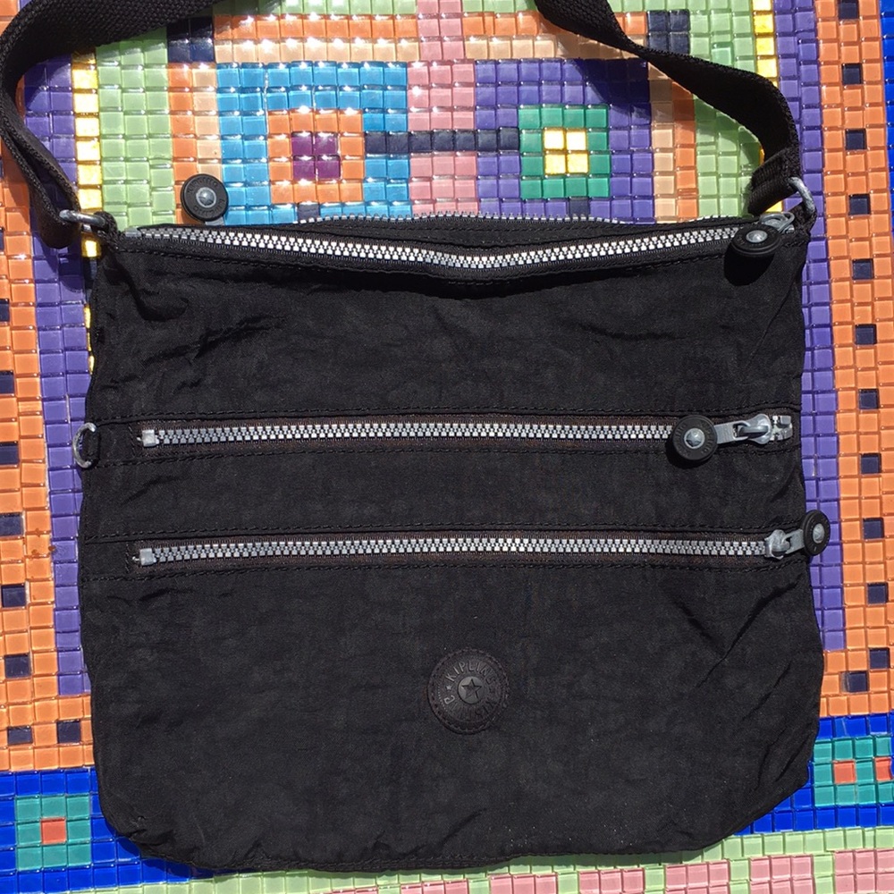 Kipling cross body bag Perfect condition